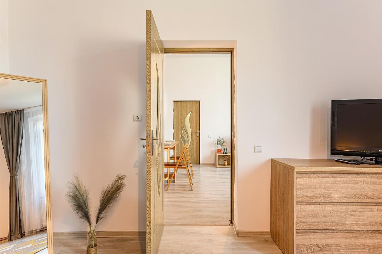 Mountain Oasis Apartment Sinaia Exterior photo